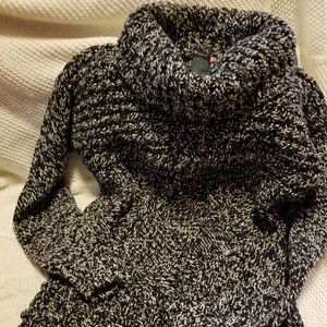 Turtle neck sweater